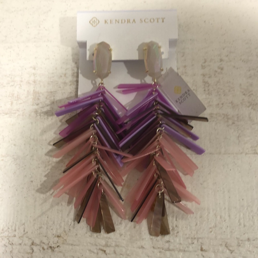 NWT- Rare Kendra Scott Justyne Earrings DISCONTINUED - Picture 6 of 8